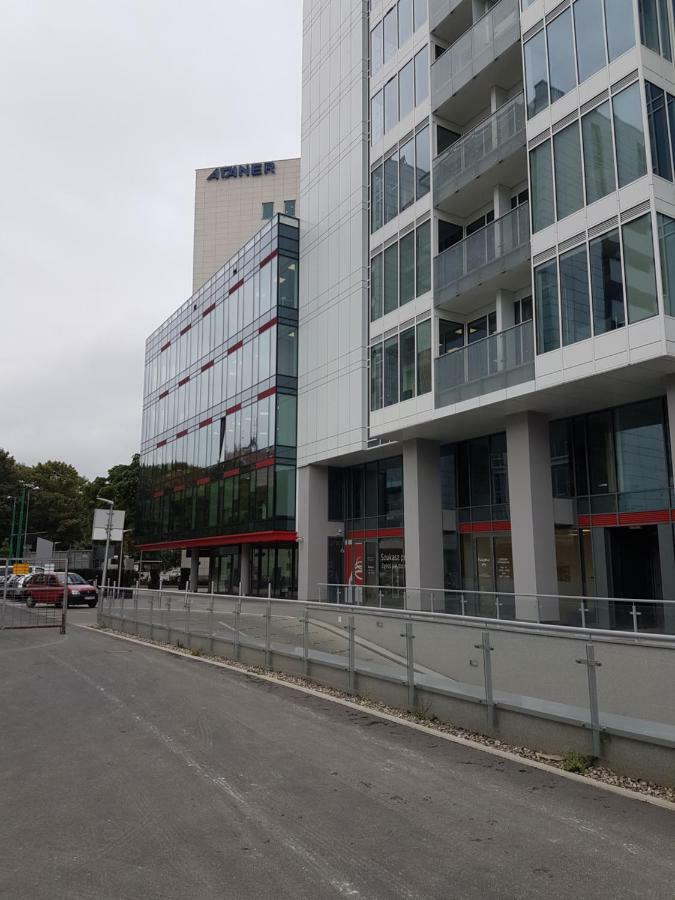 Apartament Towarowa 37 ポズナン エクステリア 写真